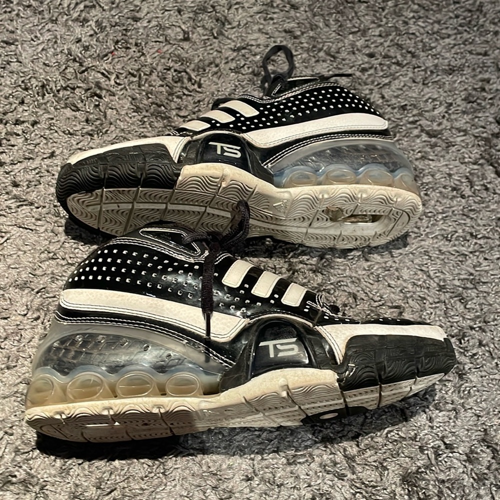 Adidas ts commander